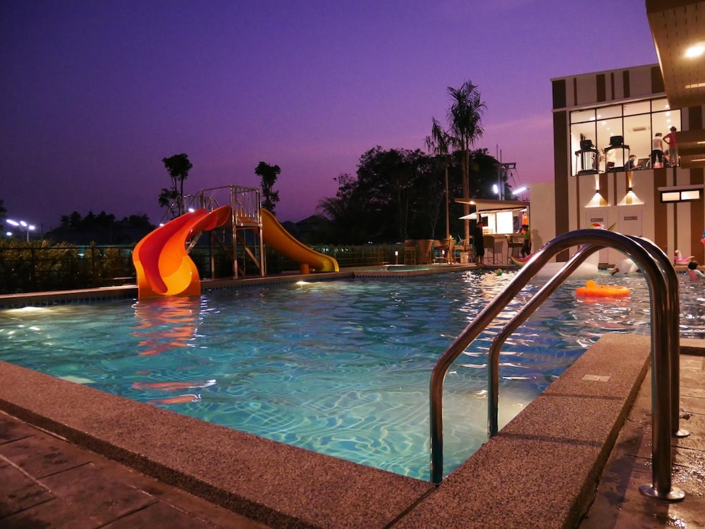 Trat City Hotel 3/56