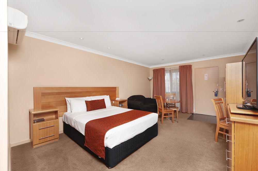 Sunseeker Motor Inn 19/66