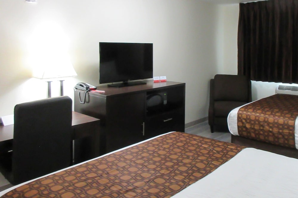 Econo Lodge Umatilla Columbia River Area 8/23