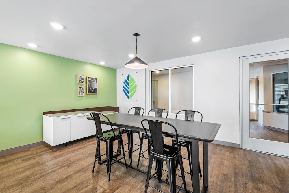 WoodSpring Suites Winston-Salem near Hanes Mall 44/61
