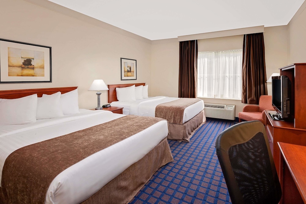 Best Western Byron Center 17/40
