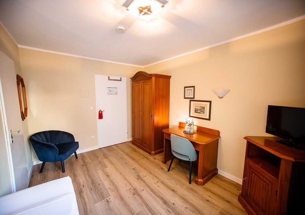 Acanthushotel Munich 34/50