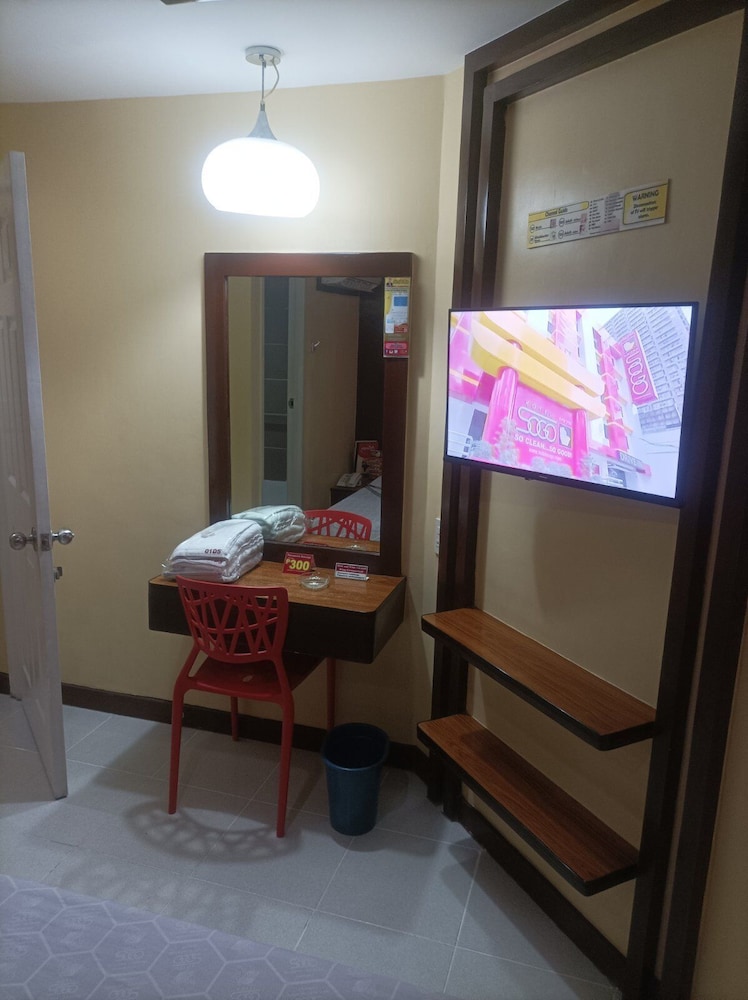Hotel Sogo Lrt Monumento Station 25/30