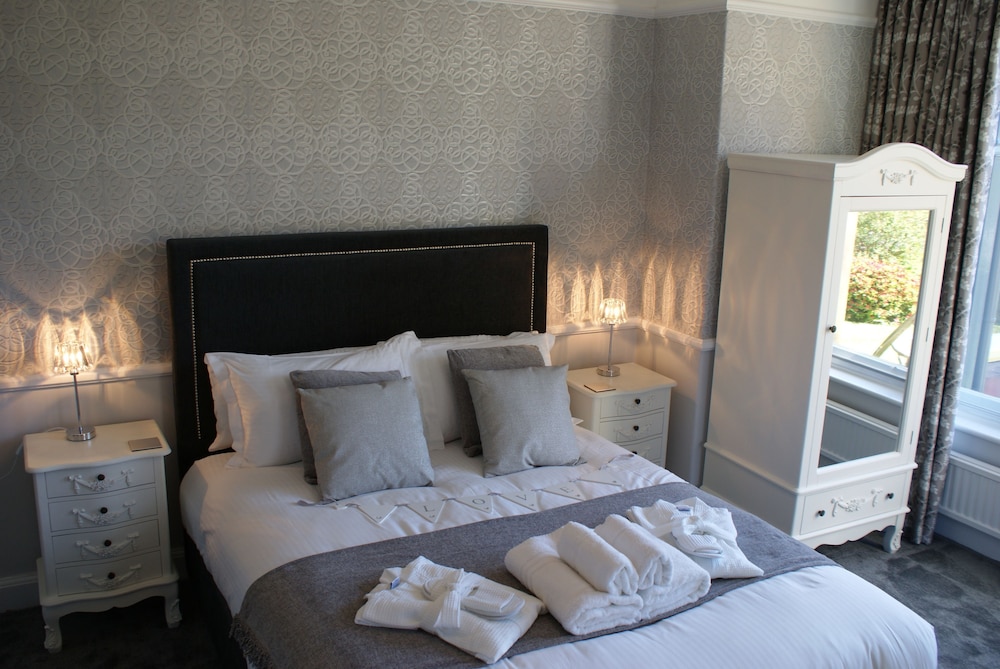 The Coppice Guest House 7/50