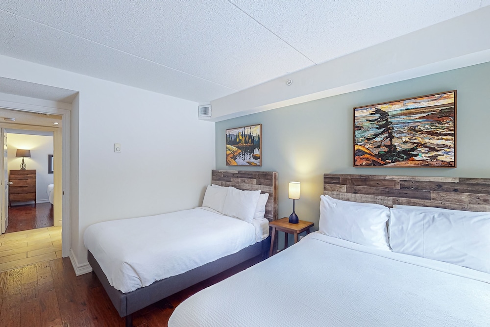 The Lodges At Blue Mountain Mountain Walk Condos 24/50
