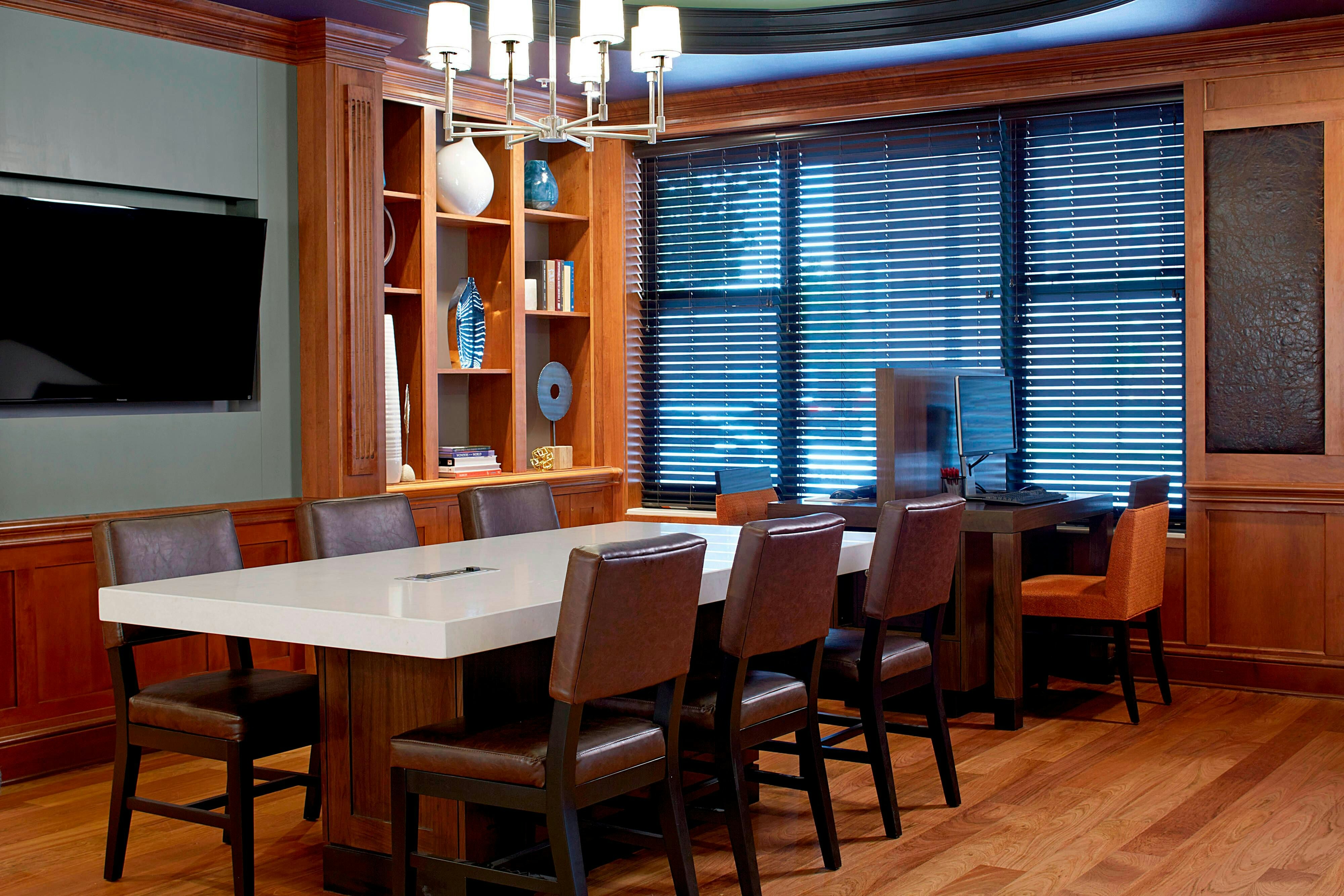 Residence Inn Minneapolis Downtown at The Depot 24/41