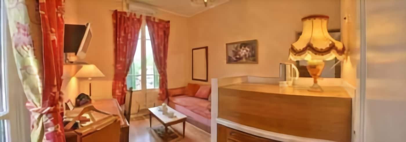 Auberge Des Ecluses 7/27