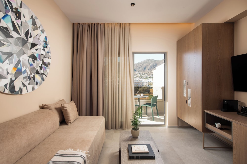 Cosmeen Lifestyle Boutique Stay - Adults Only 23/51