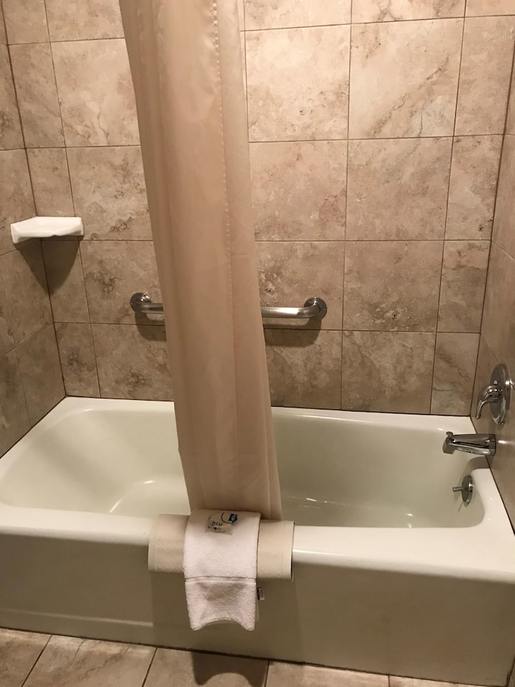 Best Western Lakewood 19/38