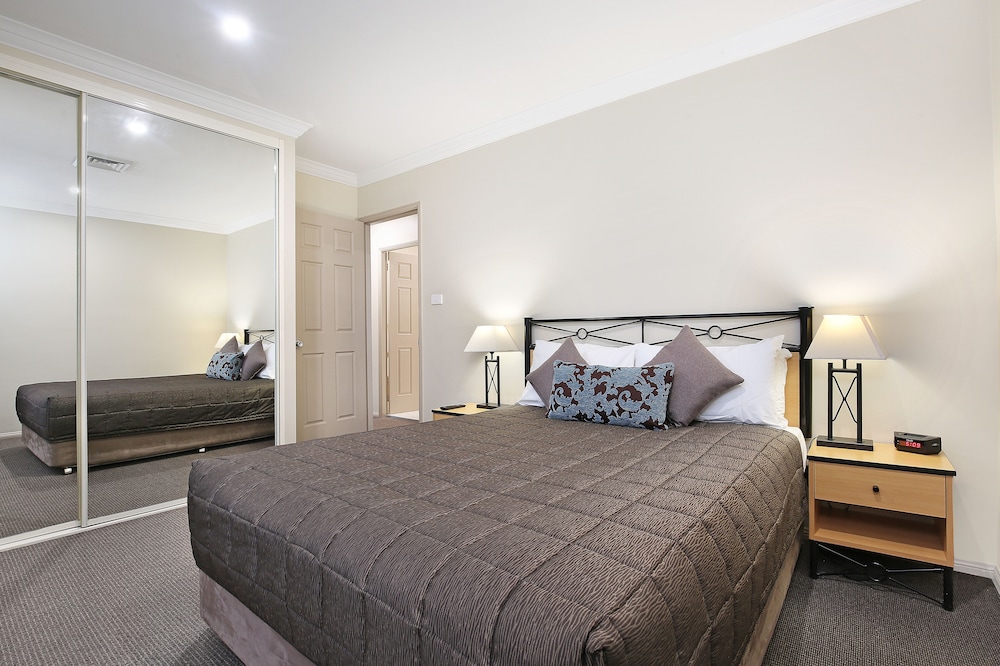 Wollongong Serviced Apartments 10/27
