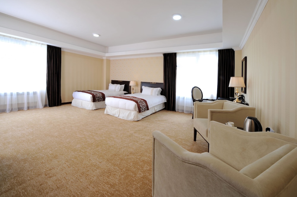 Alpha Hotel Mongolia 12/38