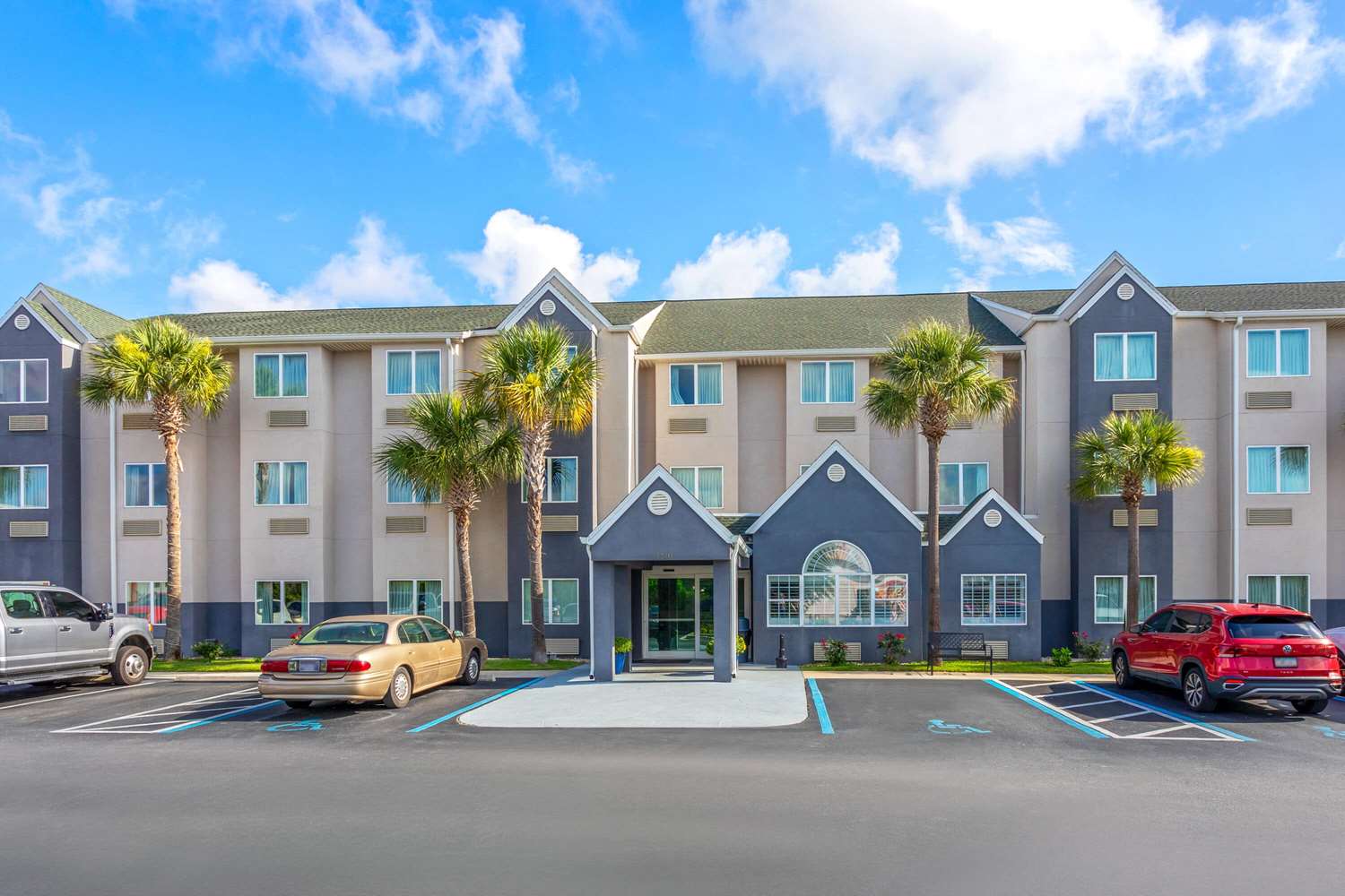 Microtel Inn & Suites by Wyndham Panama City 36/43