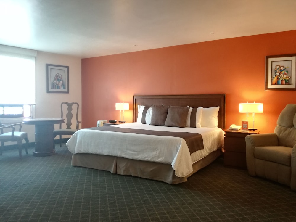 Hotel Mision Express Pachuca 12/36