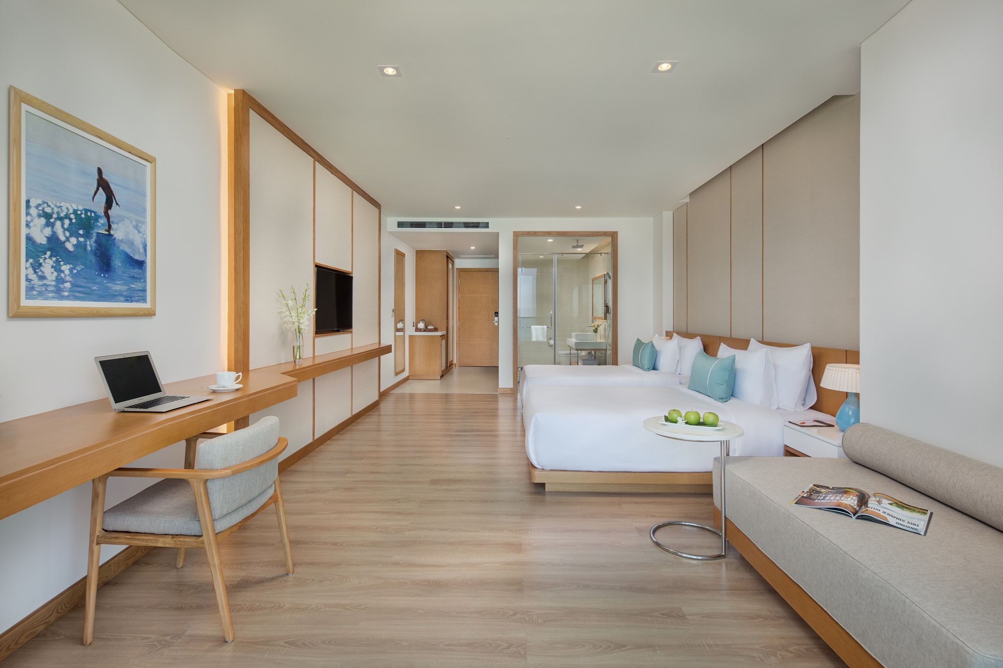 Premier Suite City View Twin