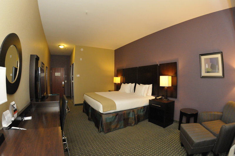 Holiday Inn Express Hotel And Suites Baton Rouge North 15/54