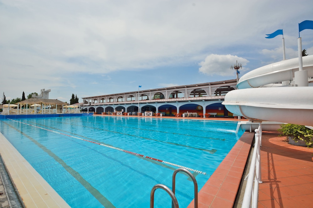 Boccaccio Hotel 31/65
