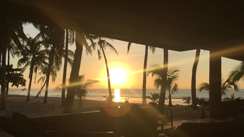 Kota Beach Resort 5/27