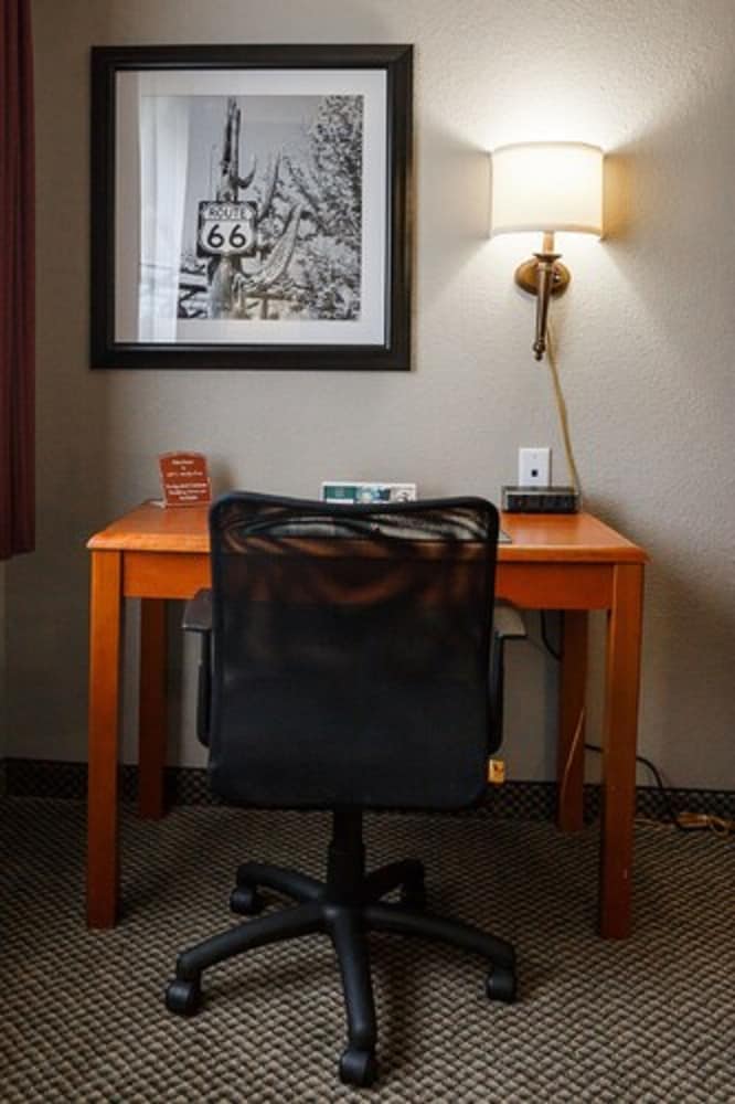 Quality Inn Burlington Near Hwy 34 25/27