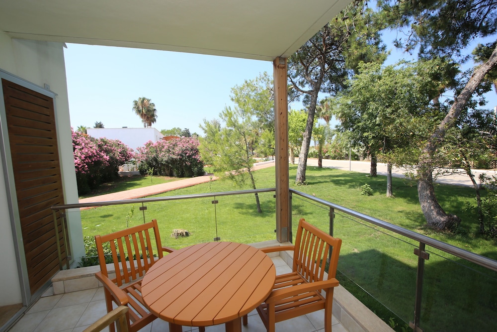 Club Kastalia Holiday Village 50/86