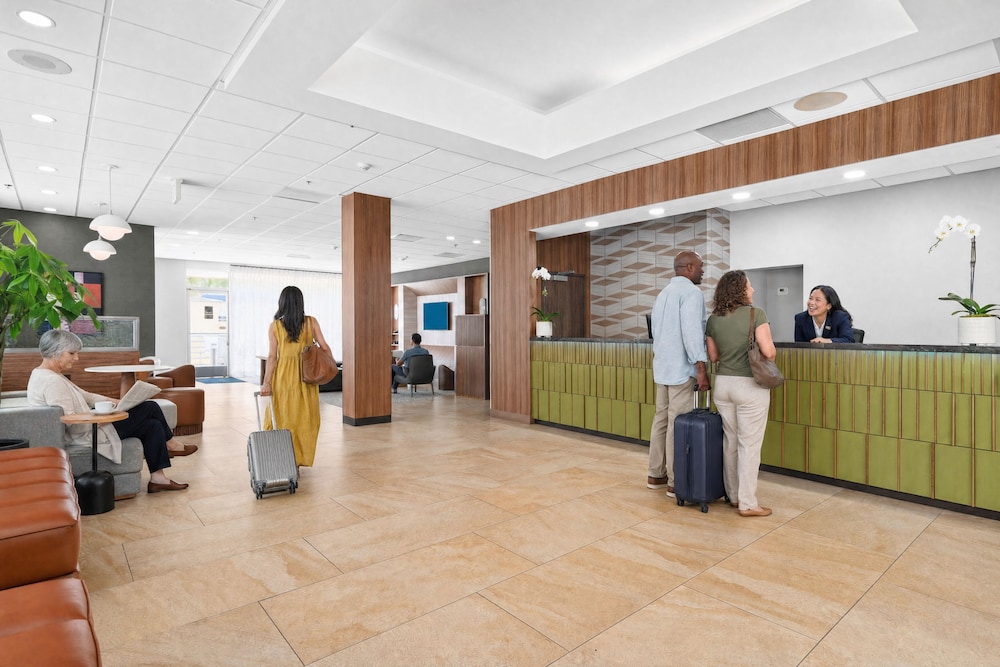 Gateway Hotel Santa Monica 18/65