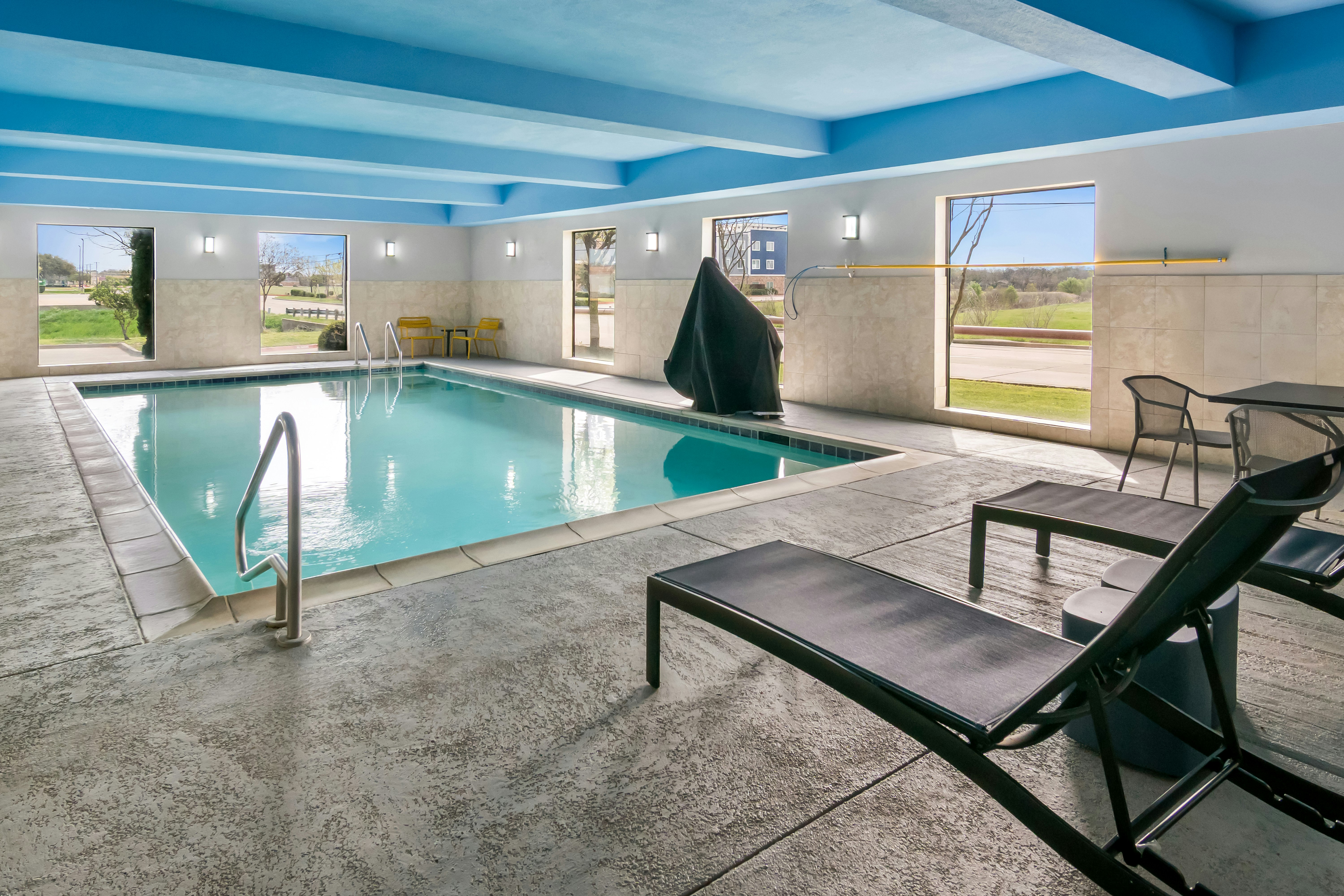 Hampton Inn and Suites Fort Worth/Forest Hill 23/46