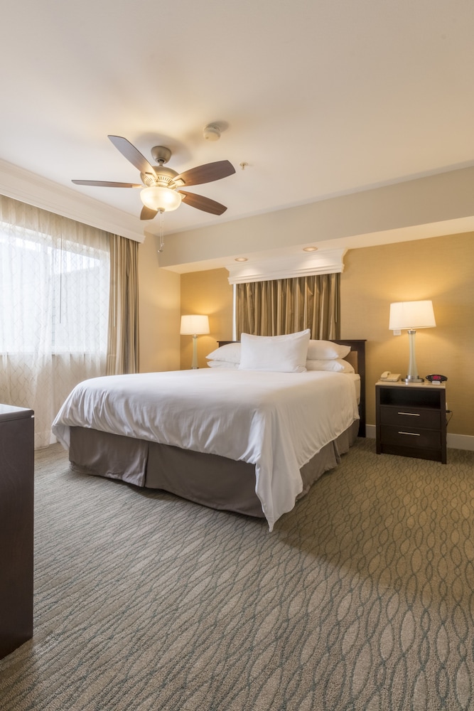 Carlsbad Seapointe Resort 11/38