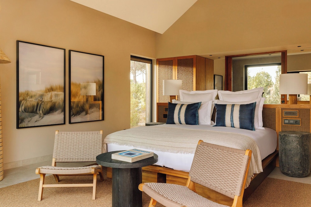 Cabana, Suite