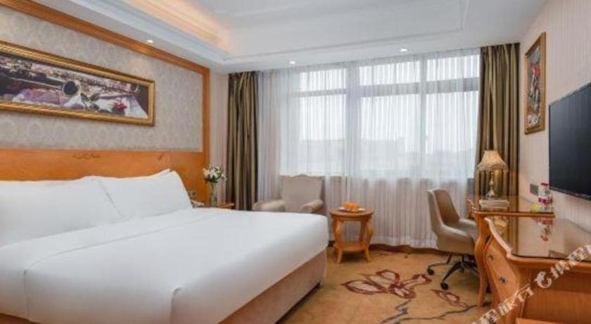 Vienna Hotel (Chengdu Airport Shuangliu Wanda) 23/60
