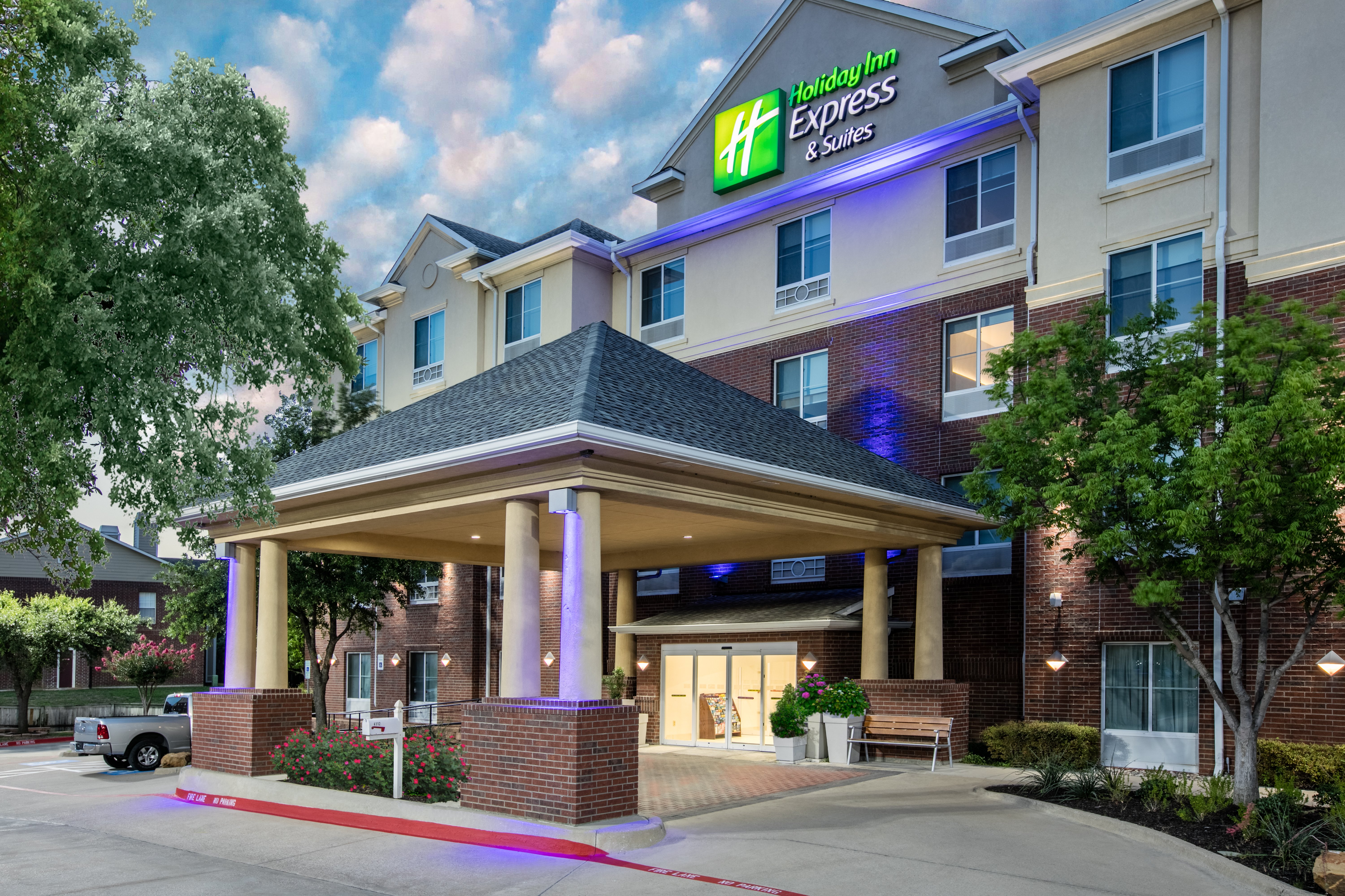 Holiday Inn Express Hotel And Suites Dallas Grand Prairie I 20 8/80