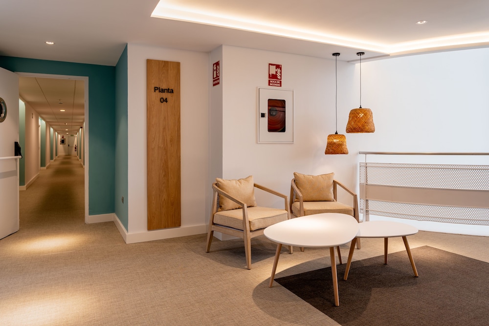 Hotel Piramide Salou 28/50