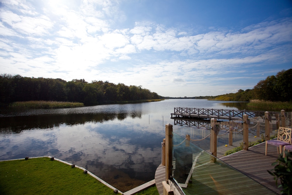 The Boathouse 38/50