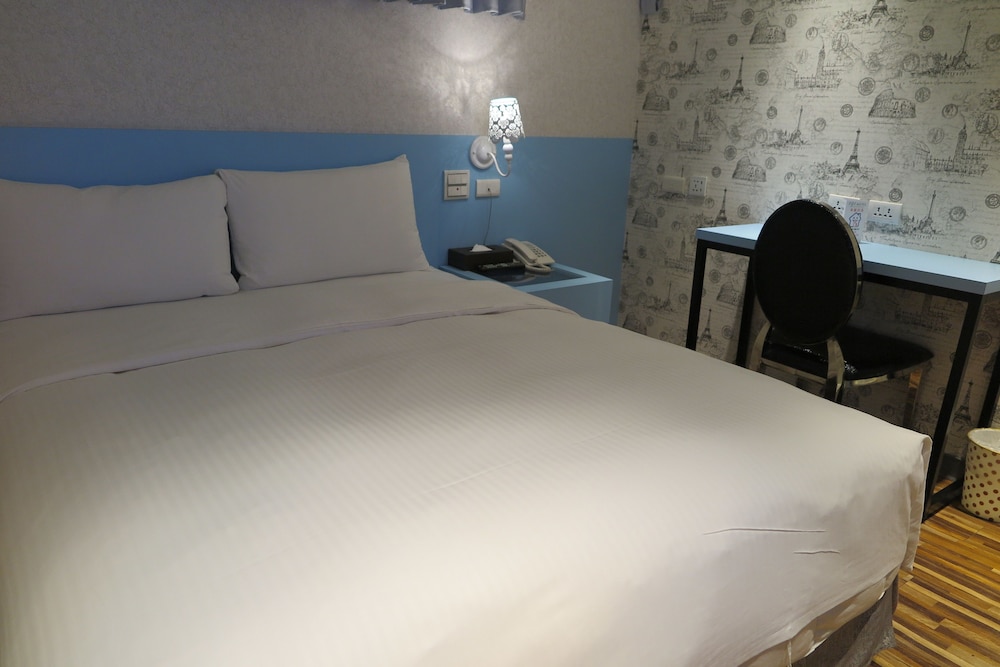 Economy, Double Bed, No Window، 191 Hotel 5/9
