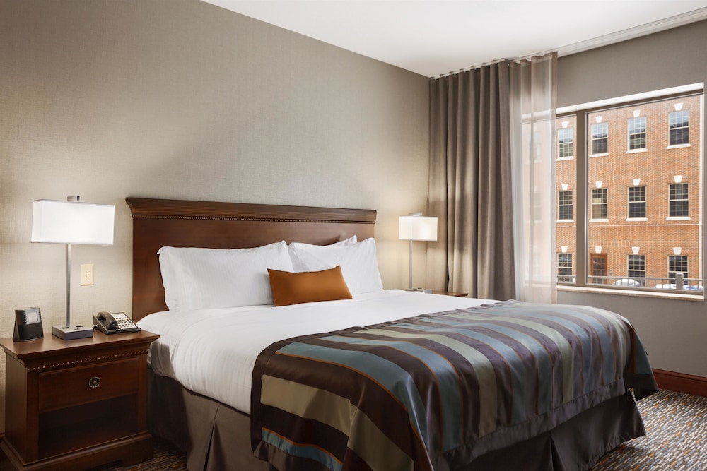 Wingate by Wyndham Sylvania/Toledo 12/56