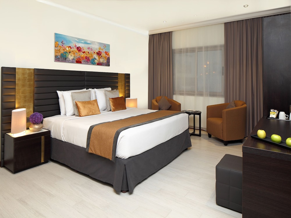 Dana Beach Resort Al Khobar 10/50