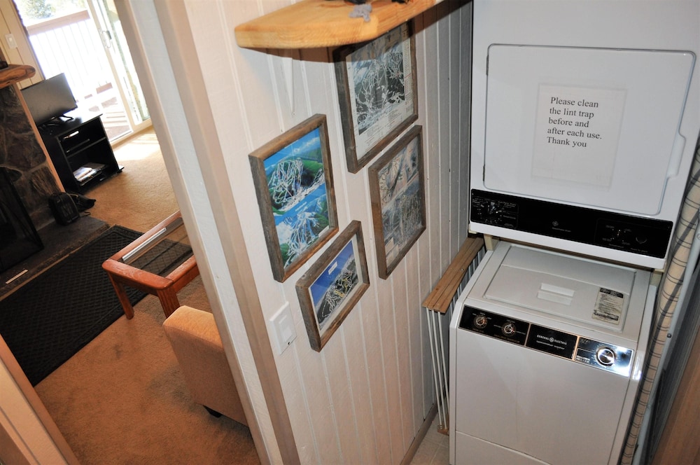 Blue River Condos 3 Bed 2 Bath 31/38