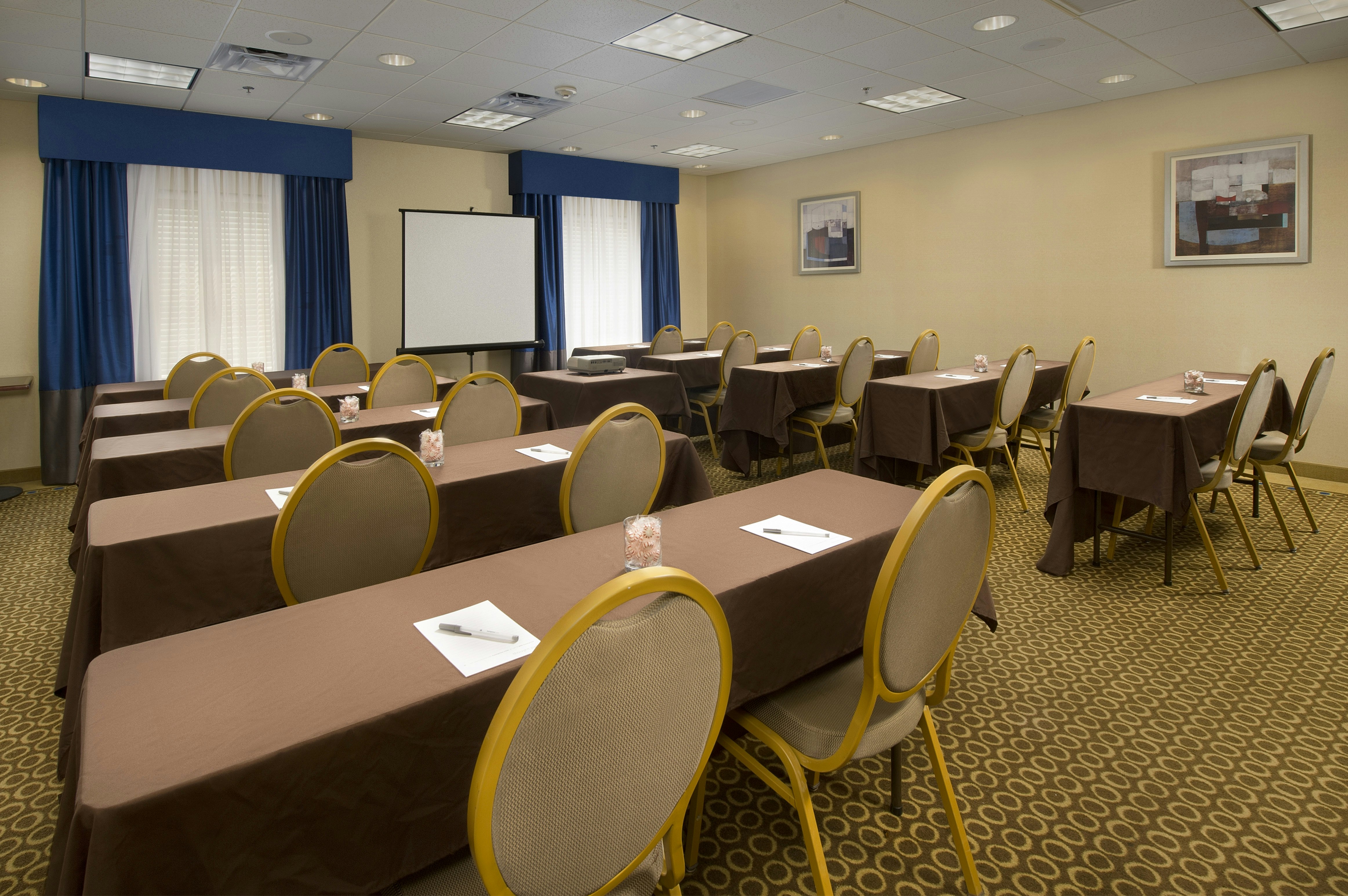 Hampton Inn Syracuse Clay 37/41