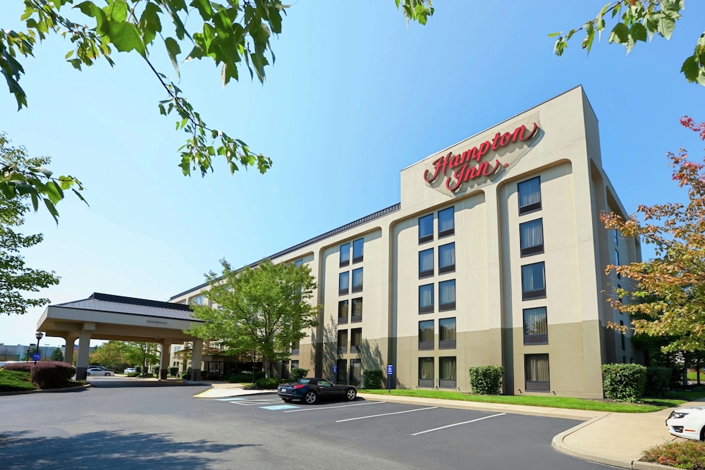 Hampton Inn York 3/53