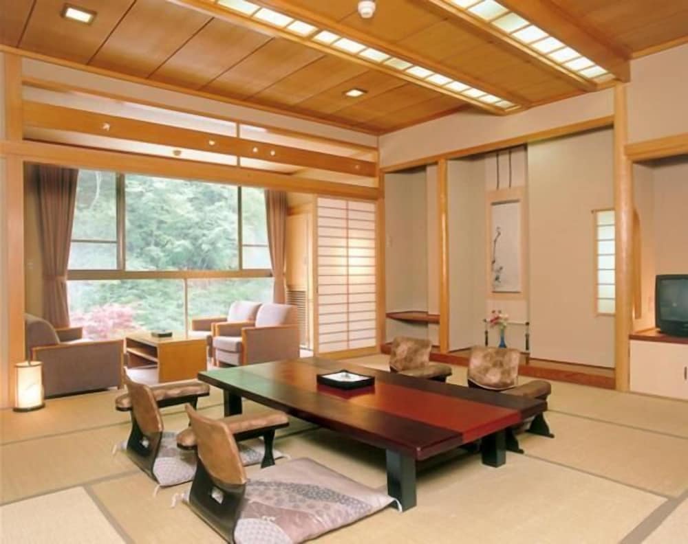 Nishiyama Onsen Keiunkan 30/40