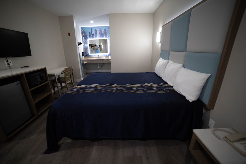 Guesthouse Inn Suites 23/63