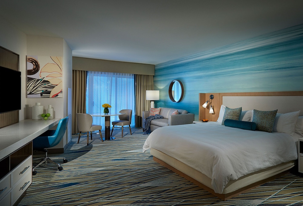 Seminole Hard Rock Hotel & Casino Hollywood 18/83