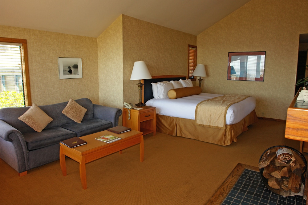 The Inn at the Tides 28/53