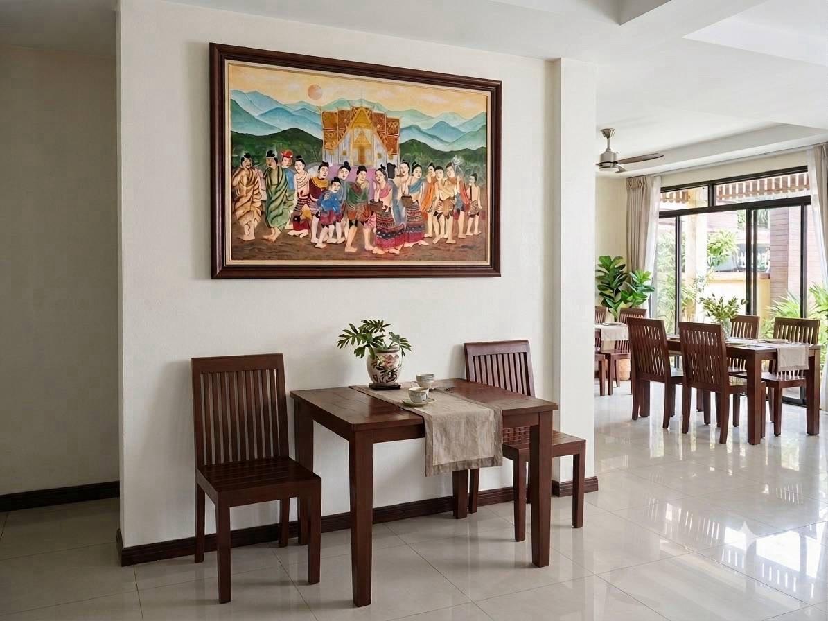 Ponburi Hotel 87/90