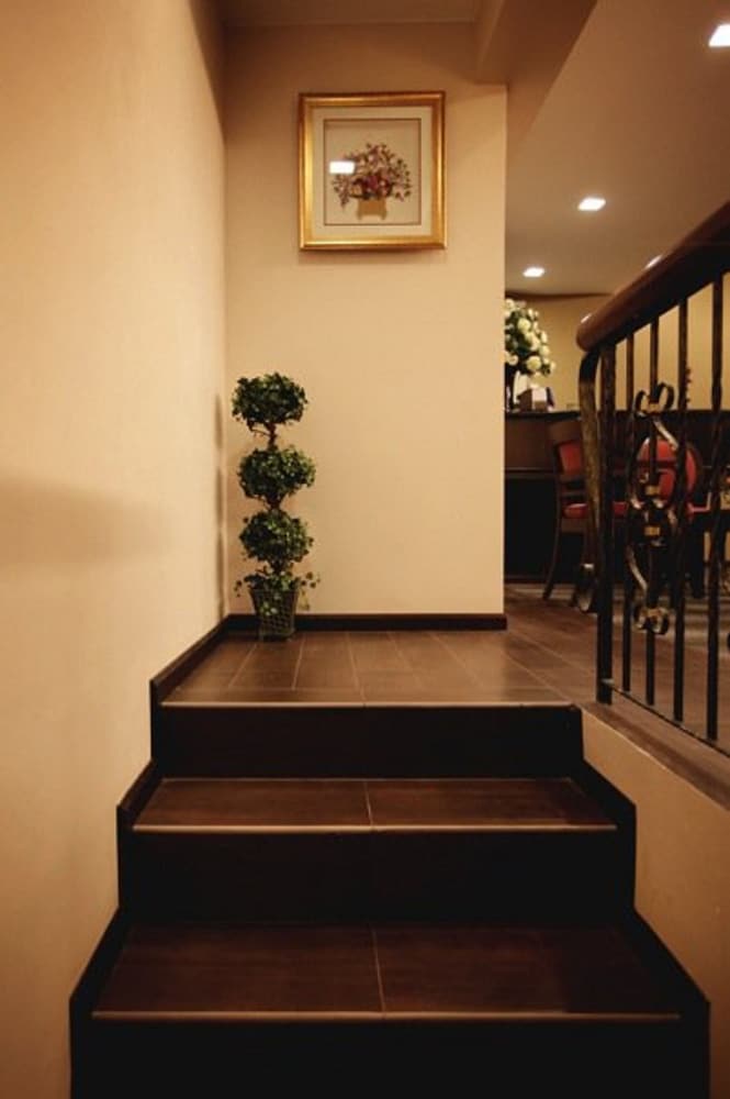 Hotel Eden54 24/32