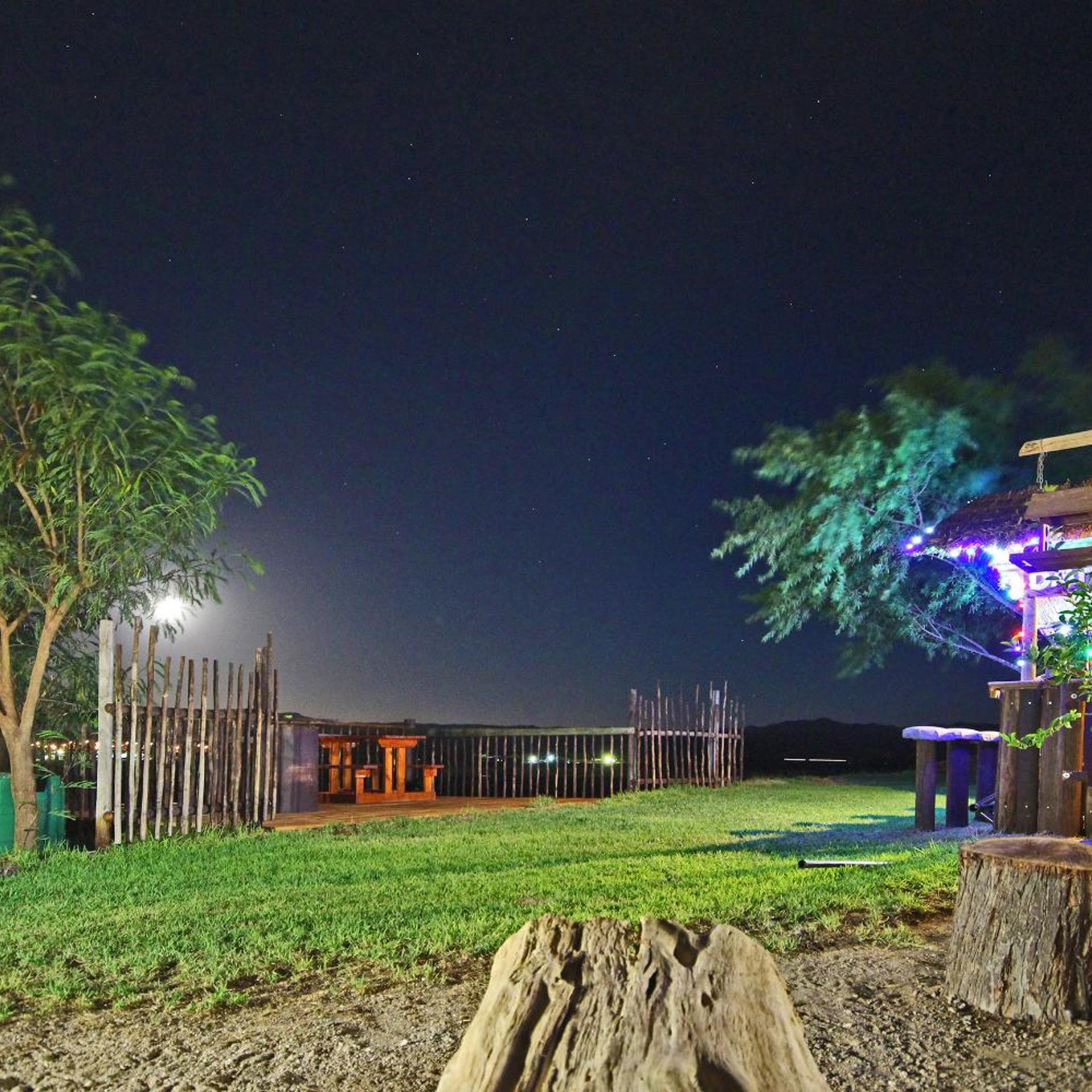 Frontier River Resort 6/50