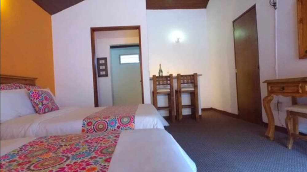 Hotel Chapala Country 12/49