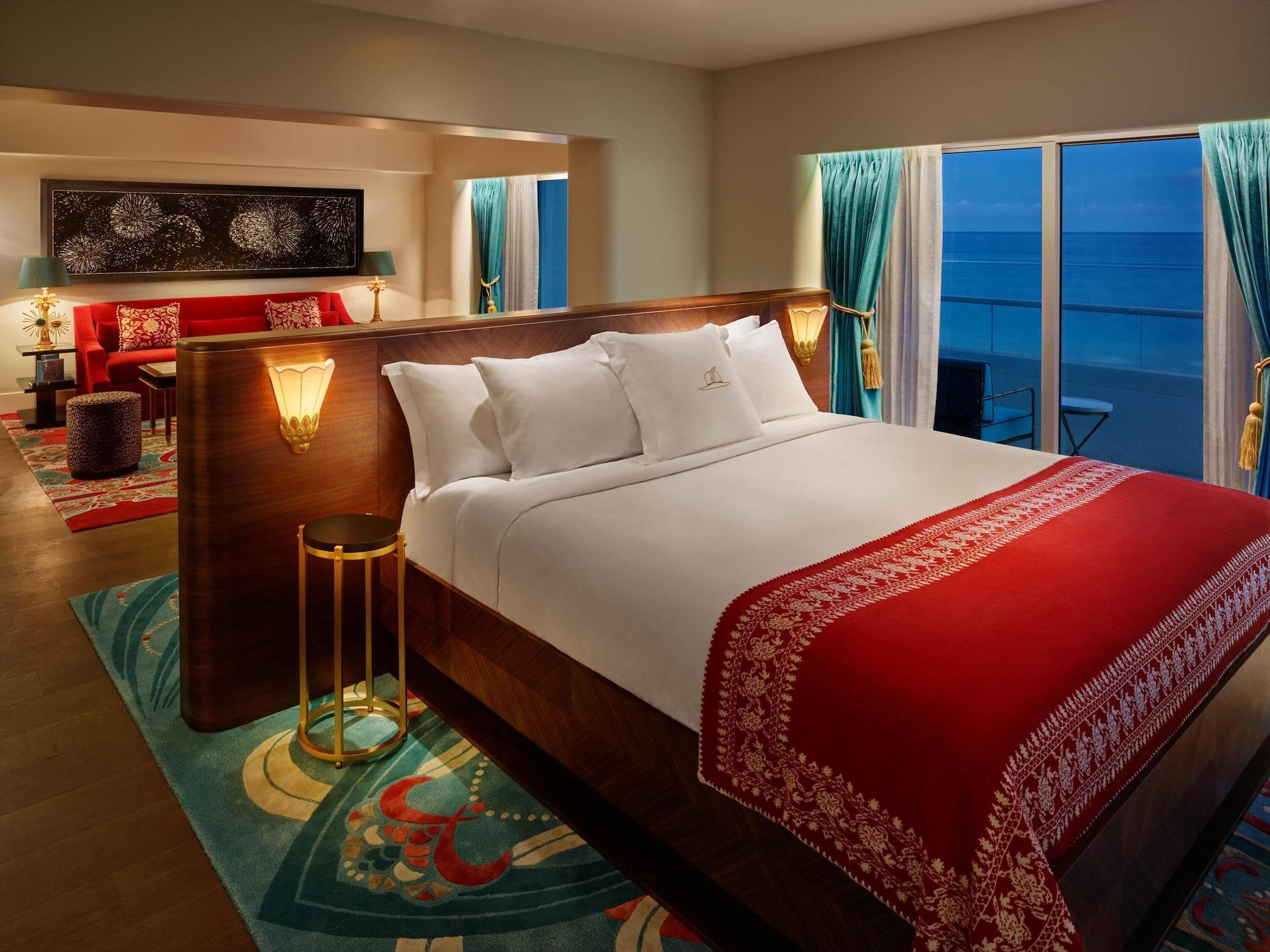 Premier, Junior Suite, Ocean Front, Corner, Accessible