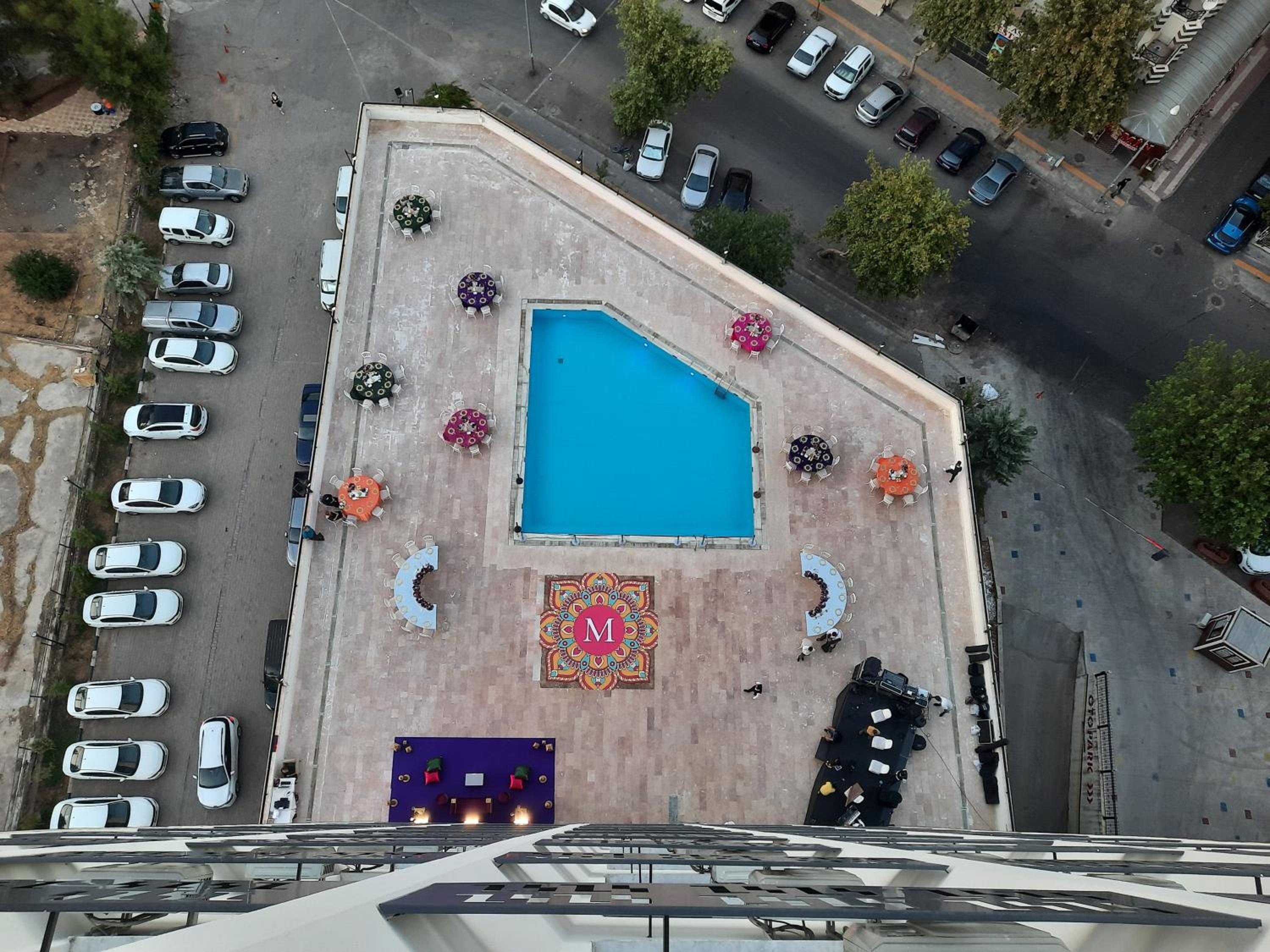 Dedeman Diyarbakir 49/52