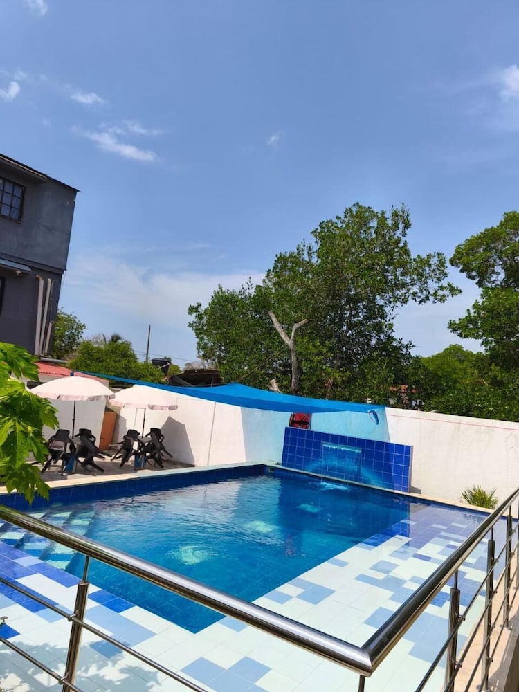 Hotel Palmetto Beach Covenas 15/24