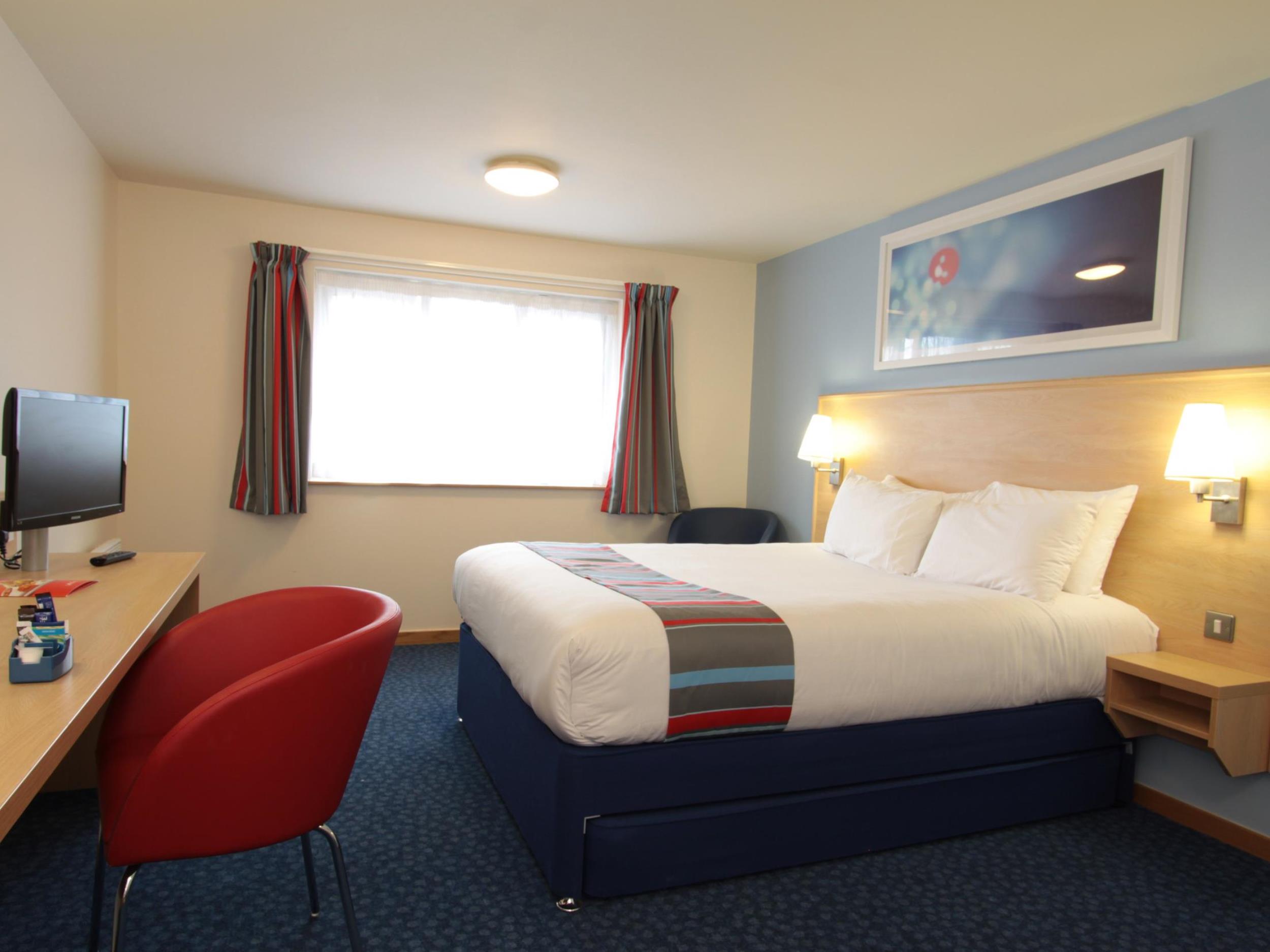 Travelodge Worcester 10/25