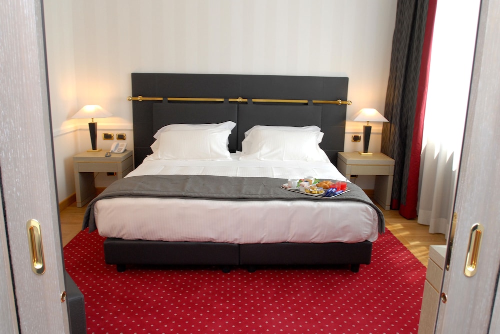 Grand Hotel Duca Di Mantova 12/36
